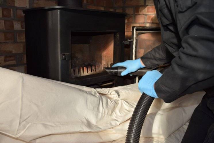 Как прочистить трубу дымоход в частном доме: механическая и химическая чистка+народные способы