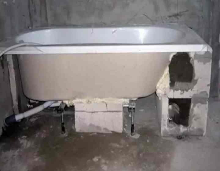 Установка чугунной ванны своими руками: подробное пошаговое руководство