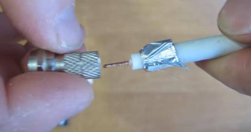 Как подсоединить антенный кабель к штекеру своими руками