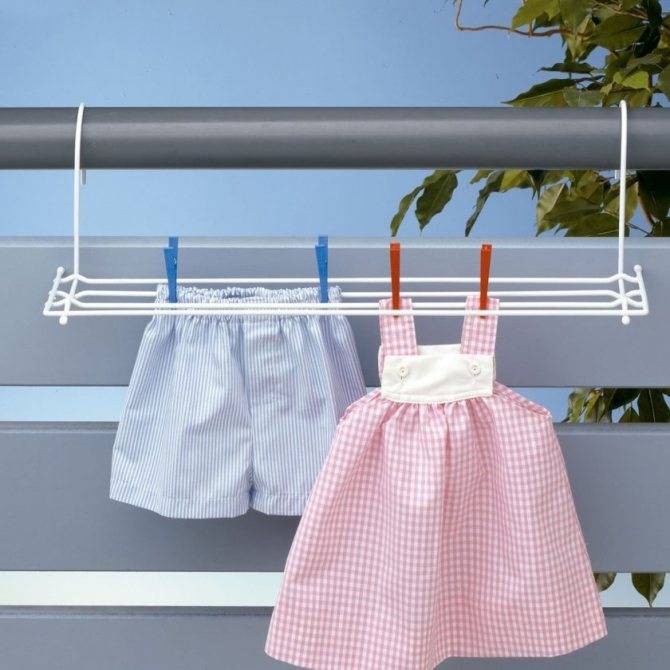 Потолочные сушилки для белья на балкон: пятерка популярных моделей + советы по выбору и установке
