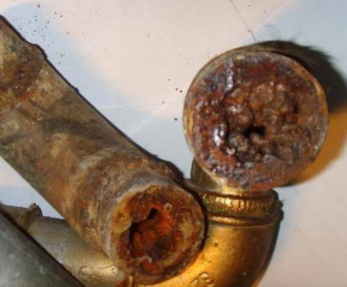 Почему гудят водопроводные трубы: причины шума и постукиваний, способы устранения