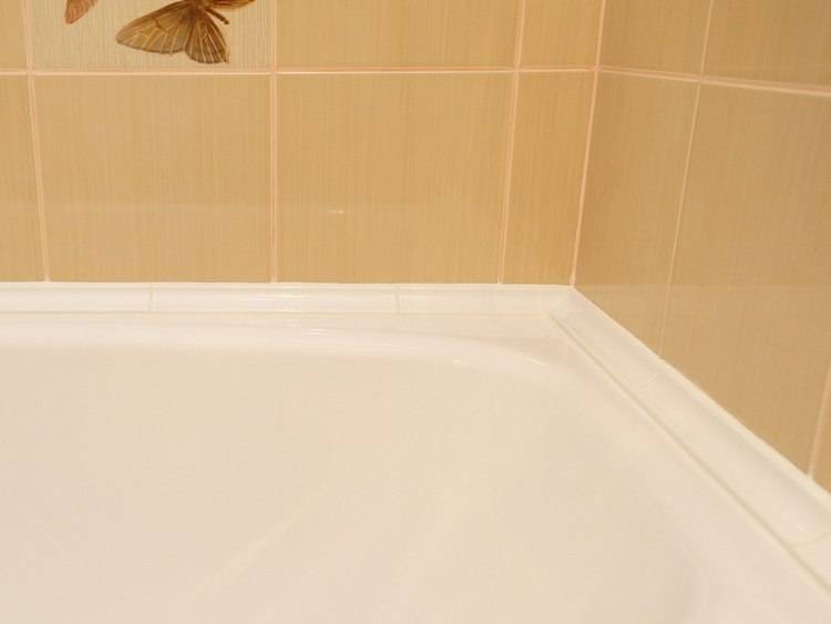 Бордюр для ванной (виды) — установка пластикового бордюра на ванну (фото, видео)
