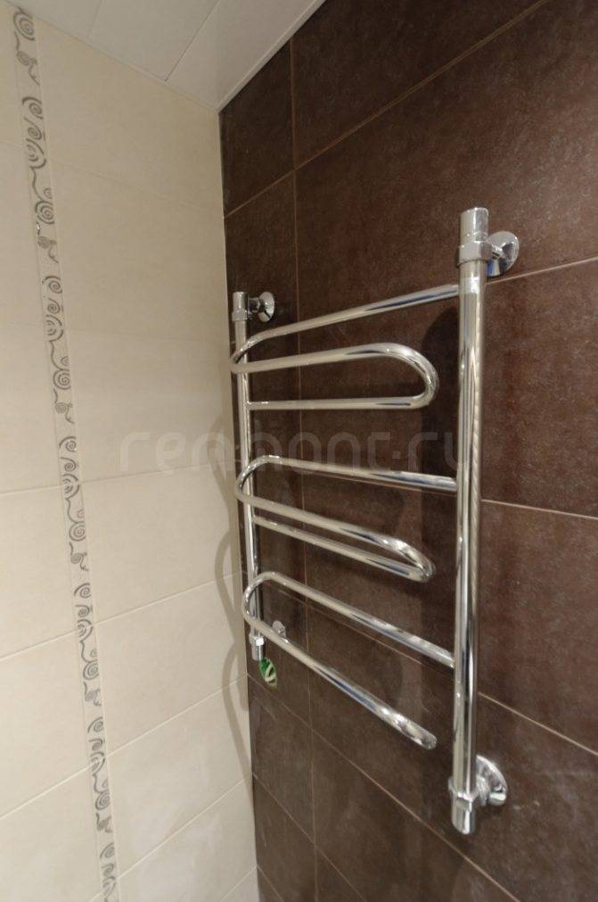 Перенос полотенцесушителя на другую стену в ванной — монтажный инструктаж