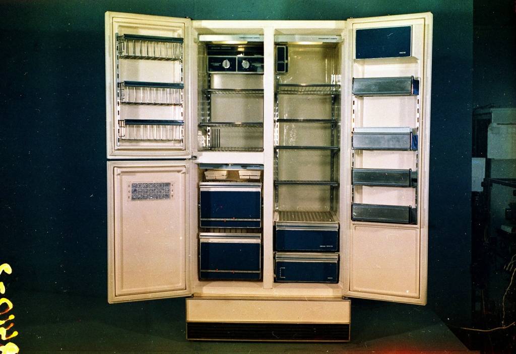 Холодильники зил модельный ряд