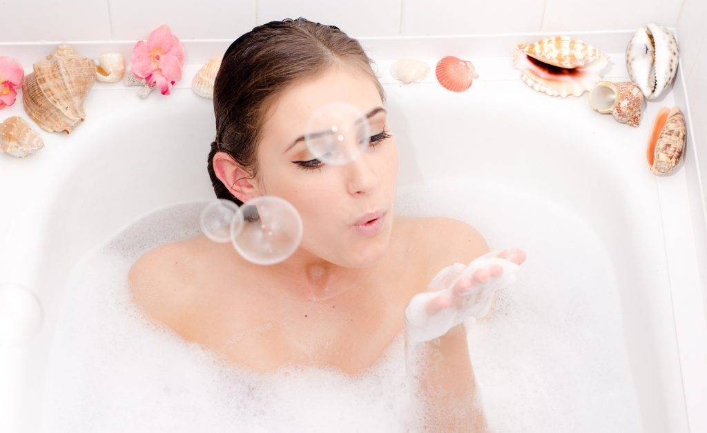 Почему принимать ванну для мужчин опаснее, чем ходить в душ - тестостерон