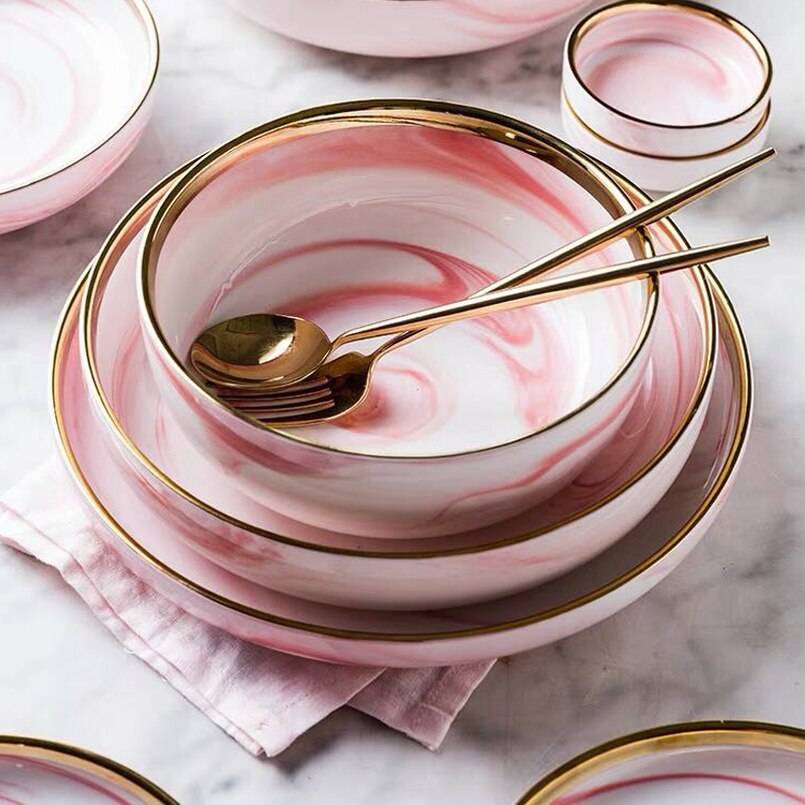 Цвет тарелок, их форма и размер: как посуда влияет на наш аппетит