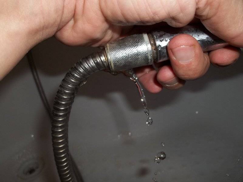 Ремонт душевой кабины: как починить популярные поломки душ-кабины своими руками
