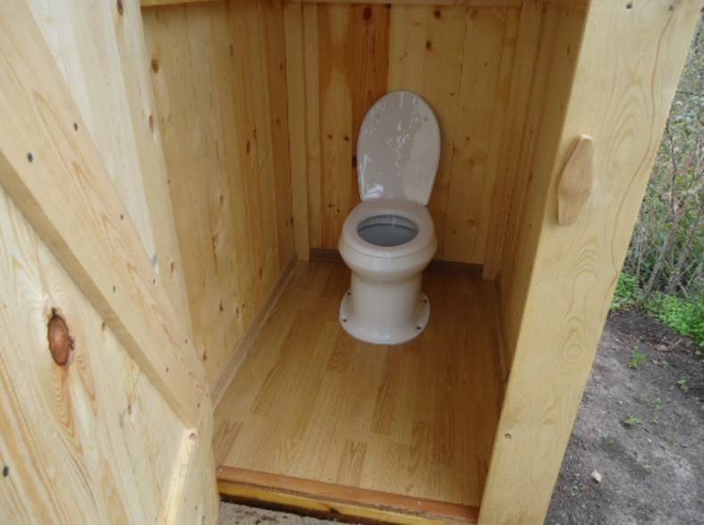 Дачный унитаз для уличного туалета