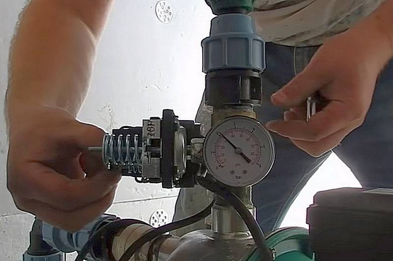 Как настроить насос для воды давление