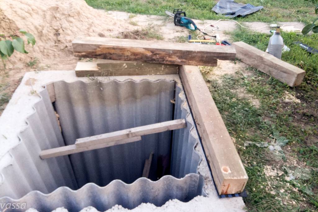 Как правильно сделать выгребную яму