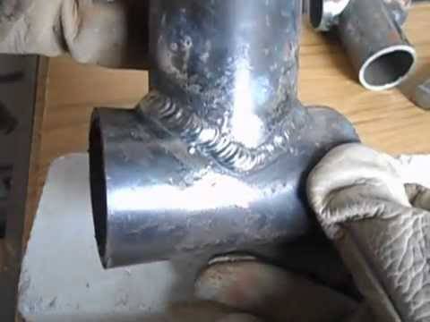 Как заварить трубу с водой электросваркой