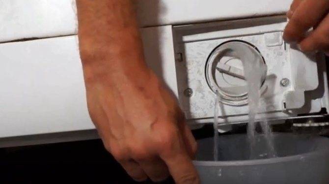 Чистим самостоятельно сливной шланг в стиральной машине