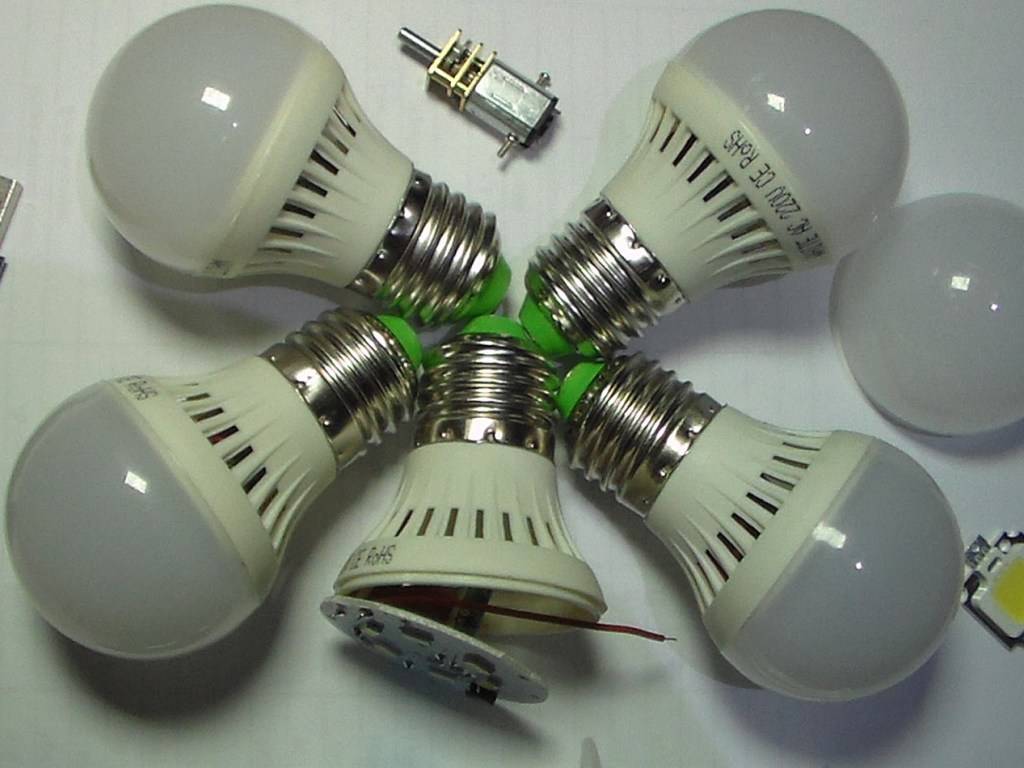 Светодиодные led-лампы — какие лучше? обзор самых популярных и надежных моделей, с фото и видео!