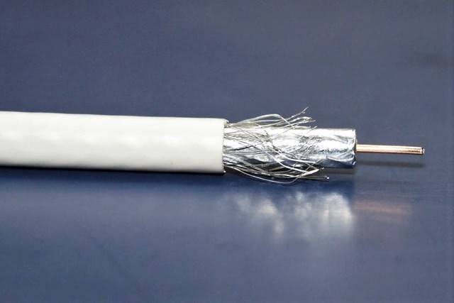Как правильно подсоединить антенный кабель к штекеру: инструктаж по разделке и подключению кабеля | отделка в доме