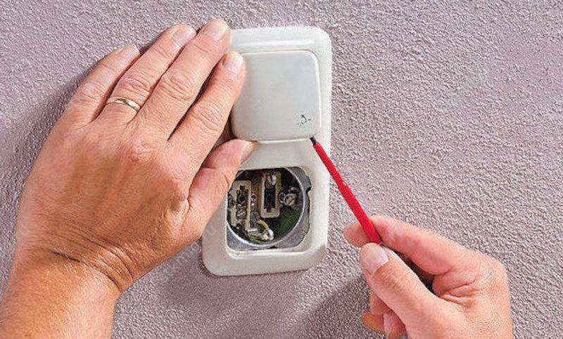 Как поменять выключатель, если ты не электрик?
