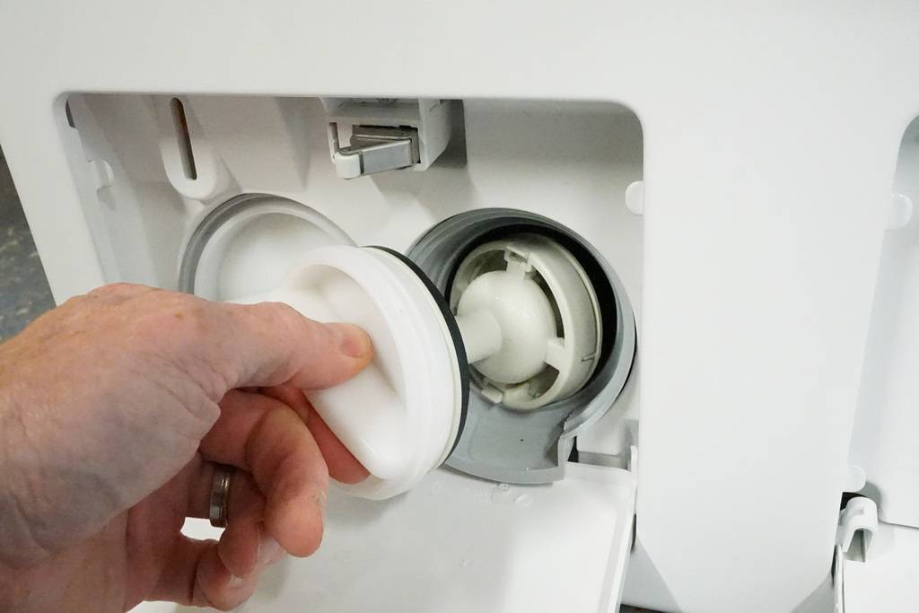 Как почистить фильтр в стиральной машине самсунг: инструкция по чистке сливной помпы samsung, в т.ч. в машинке диамонд