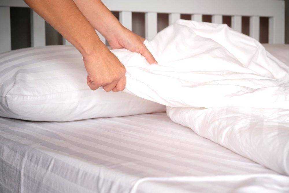 Правильная стирка постельного белья: периодичность, моющие средства, режимы стирки