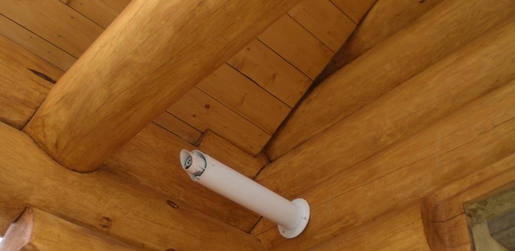Вентиляция в деревянном доме: особенности, инструкция по монтажу, правила для системы