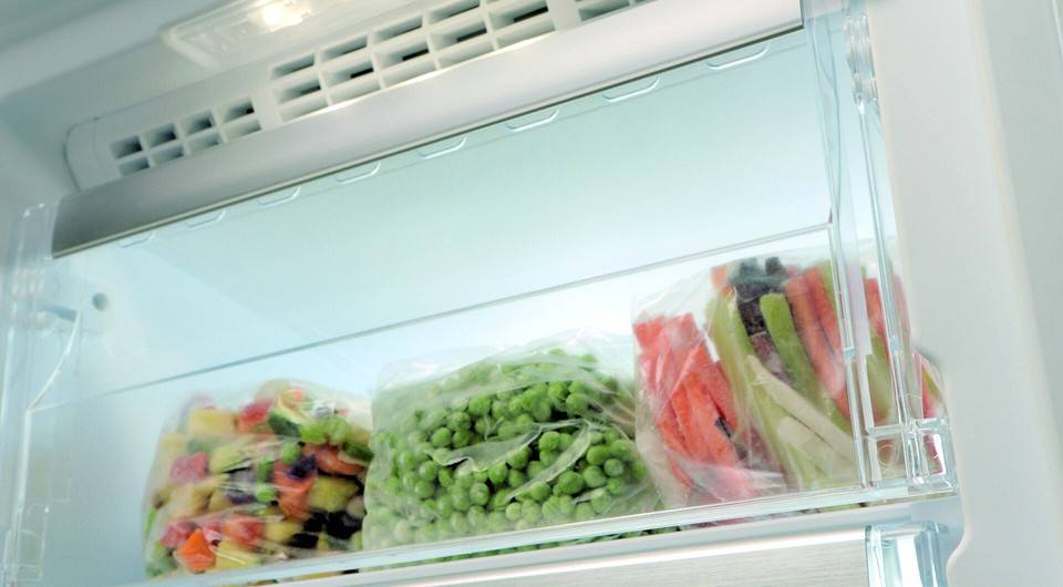 Как быстро разморозить холодильник: проверенные методы