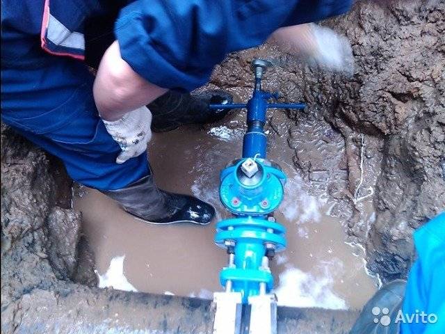 Оборудование и инструкция по врезке водопроводов с давлением