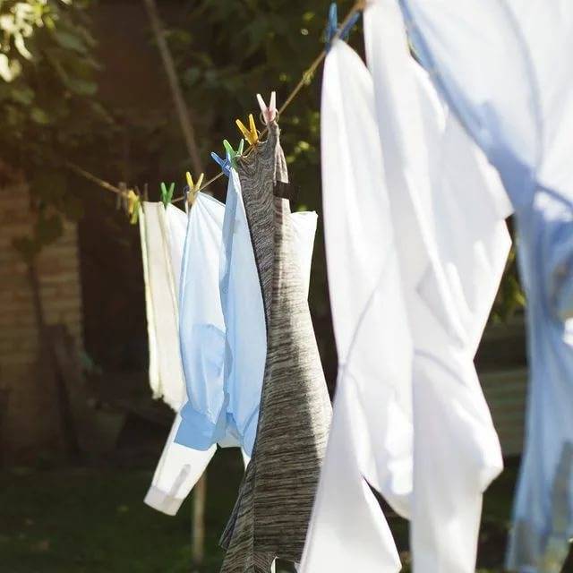Семь полезных советов: как правильно сушить белье в квартире, если это нельзя сделать на улице