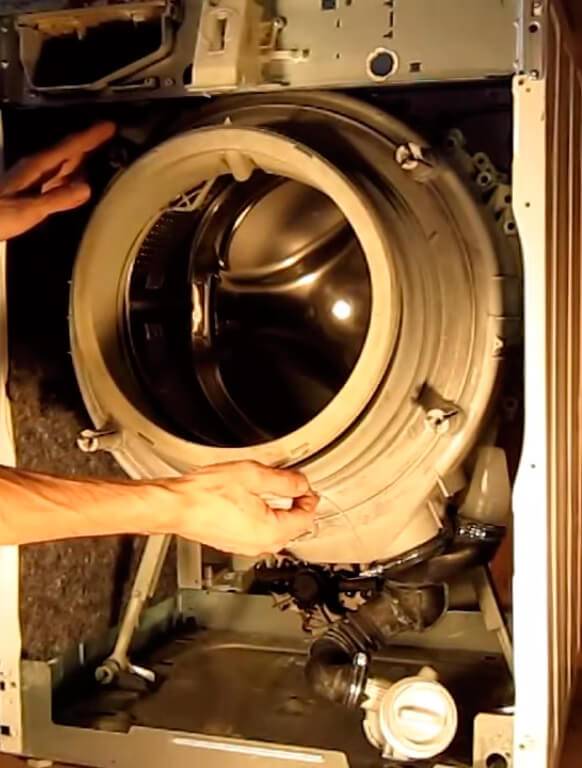 Парализованная: если у стиральной машины заклинило барабан