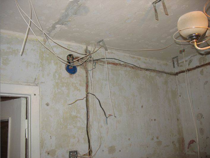 Разводка проводки в квартире панельного дома: монтаж электрики своими руками в панельной квартире, как проходит прокладка, замена, электромонтаж, электропроводка проложена по старым каналам