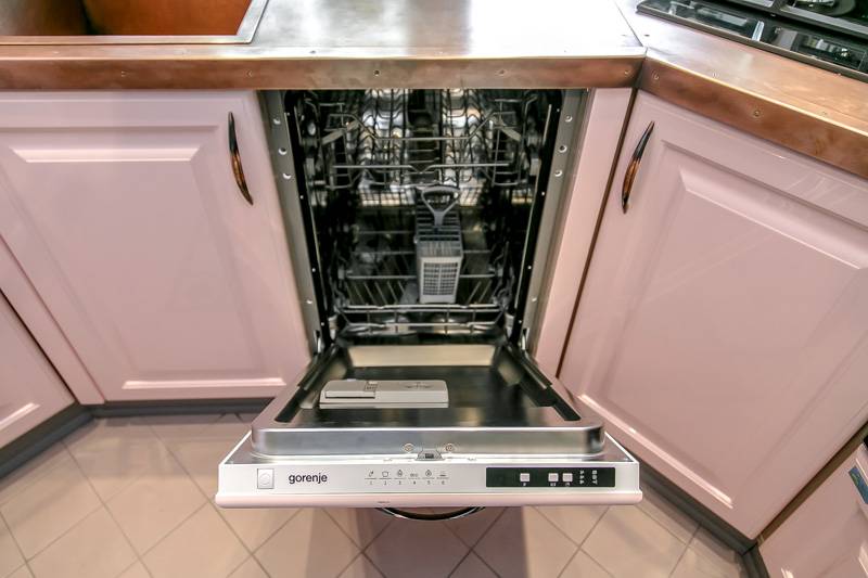 Как правильно выбрать встраиваемую посудомоечную машину