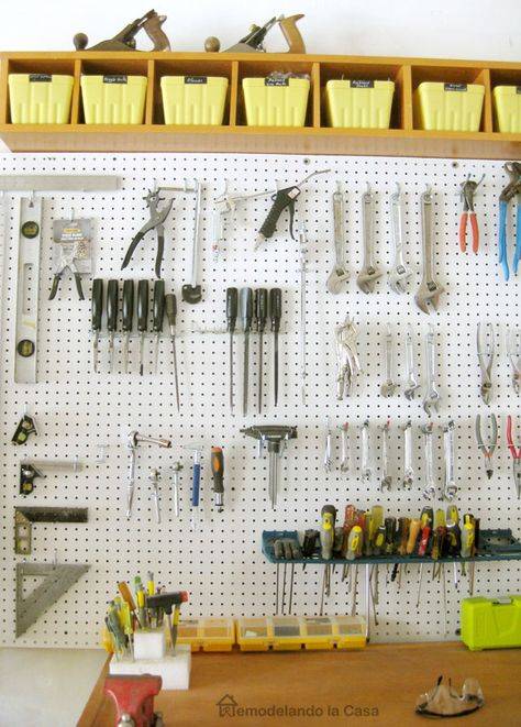 Как развесить инструменты на стене в гараже: идеи и советы по обустройству гаража | отделка в доме