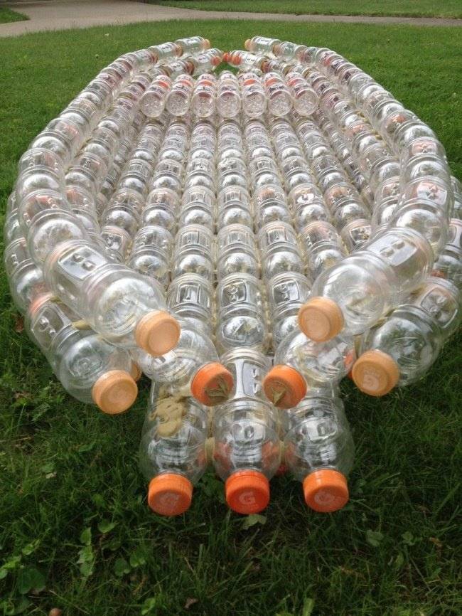 Пластиковые бутылки, что можно из них сделать? полезные поделки своими руками: для дома и дачи (60+ фото идей & видео) +отзывы