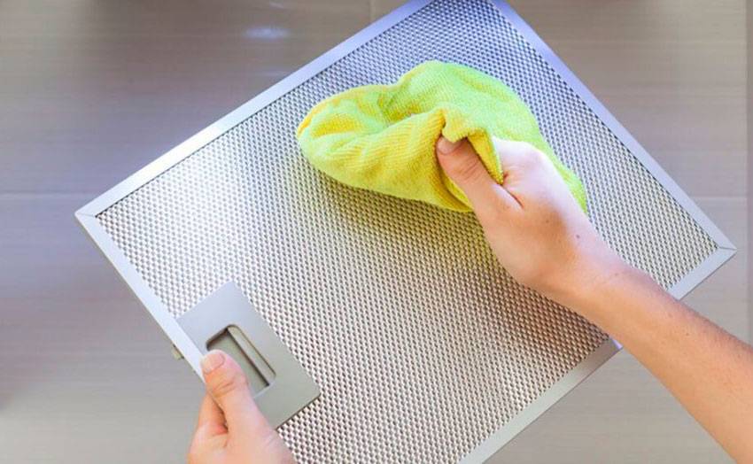 Как очистить кухонную вытяжку от жира
