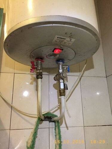 Что нужно, чтобы слить воду из водонагревателя?
