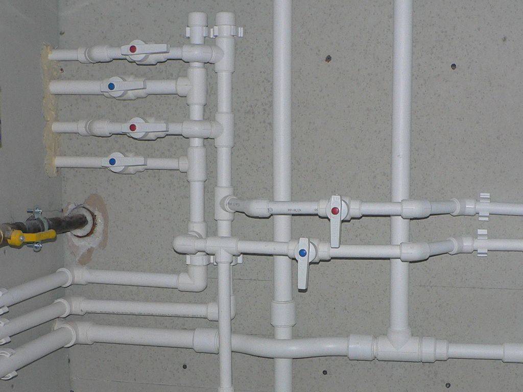 Система отопления из полипропиленовых труб: схемы и особенности монтажа